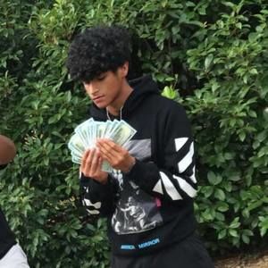 Meet your Posher, Damien